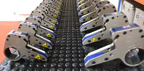 為重大工程項目配備專職人員